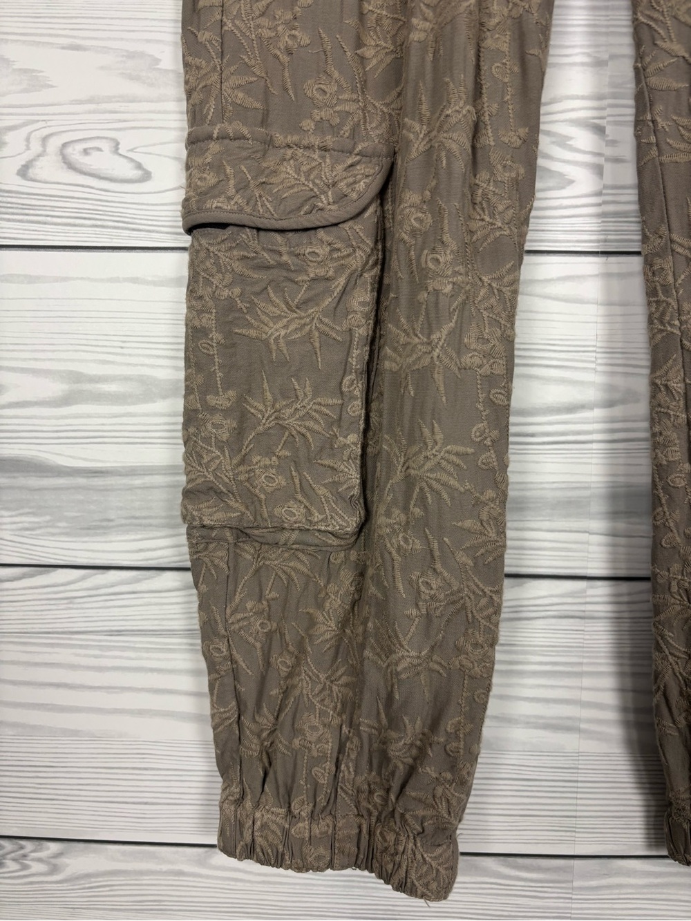 Johnny Was Pete & Greta Boho embroidered joggers size small - Picture 2 of 10